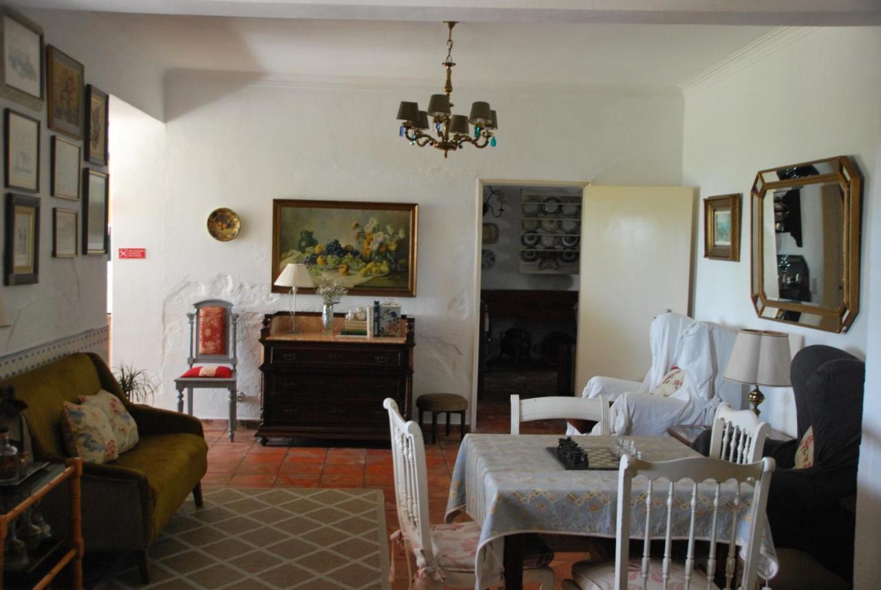 Gasthaus Monte Ramos Ferreira Do Alentejo Exterior foto